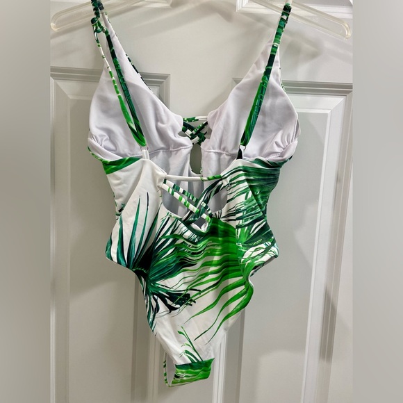Tinibikini One Piece Swimsuit Size M White w/ Tropical Palm Leaves Pattern - Picture 4 of 6